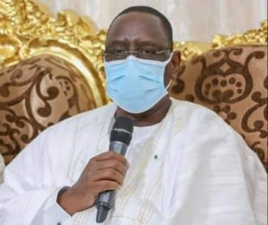 You are currently viewing Soins à l’étranger – Macky Sall : “Si j’avais le Covid-19…”