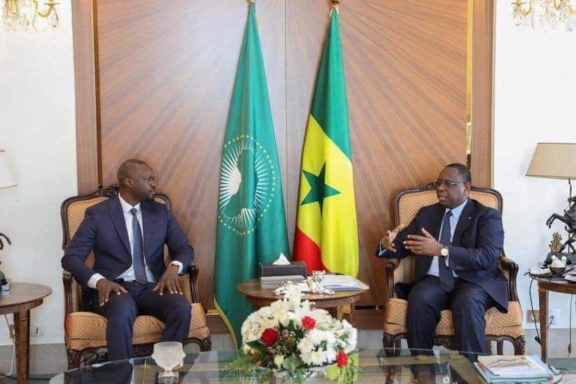 Lire la suite à propos de l’article Débat sur l’assainissement : Ousmane Sonko répond au défi de Macky Sall et aux mensonges de Mansour Faye