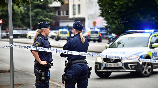 You are currently viewing Suède : un Sénégalais poignarde ses enfants et les jette du haut de leur immeuble