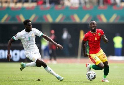 Lire la suite à propos de l’article Kaba Diawara, coach Guinée : “C’était un test face à la meilleure équipe d’Afrique”