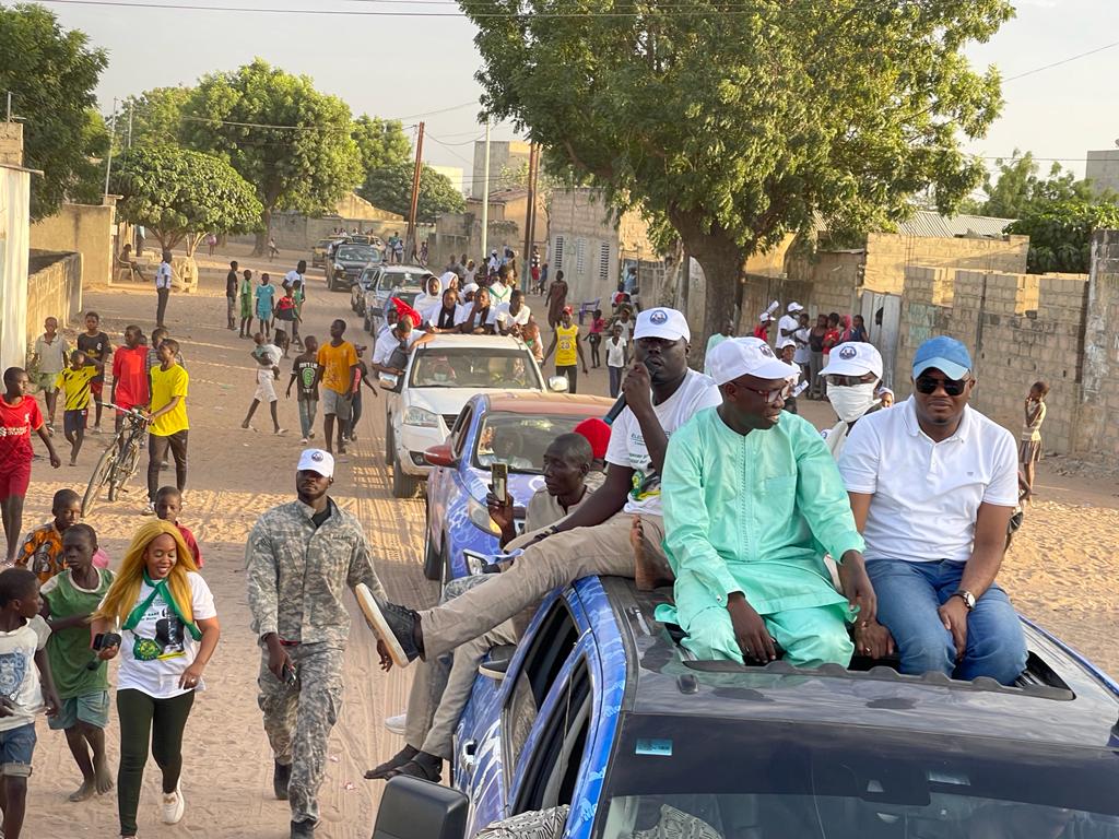 Lire la suite à propos de l’article Gandiaye-Sibassor : des populations adhèrent au programme de Ahmed Youssouph Bengelloune