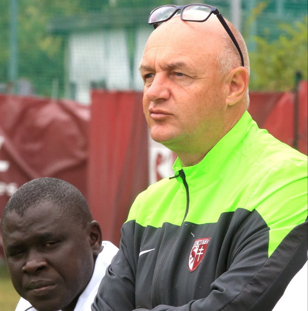 You are currently viewing “Aucune équipe n’a le rythme d’un champion” (Olivier Perrin, manager Génération Foot)