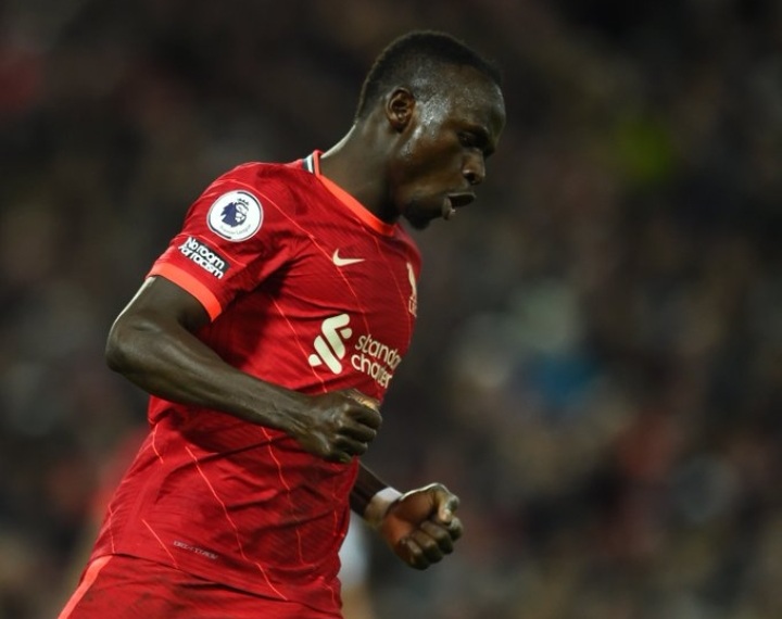 You are currently viewing Angleterre : Sadio Mané relance la course au titre