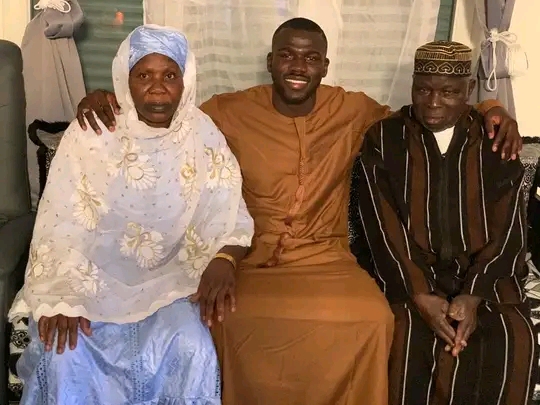 Photo – Korité en famille pour Kalidou Koulibaly