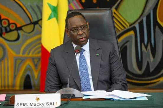 You are currently viewing Audience : Macky Sall rassure les ferrailleurs