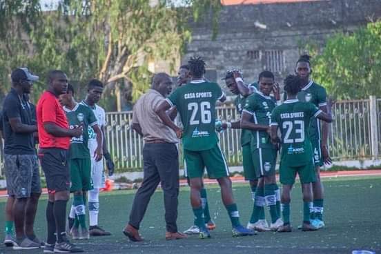 You are currently viewing Ansou Diadhiou, coach Casa Sport : “6 à 7 clubs peuvent être champions du Sénégal”
