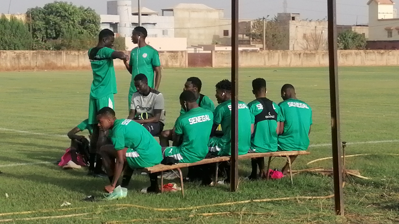 Lire la suite à propos de l’article Abdoulaye Niakhaté, capitaine des olympiques : ”Ne rien donner aux Maliens”