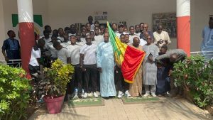 Read more about the article Remise de drapeau : le ministre Yankhoba Diatara booste les Lionceaux U17