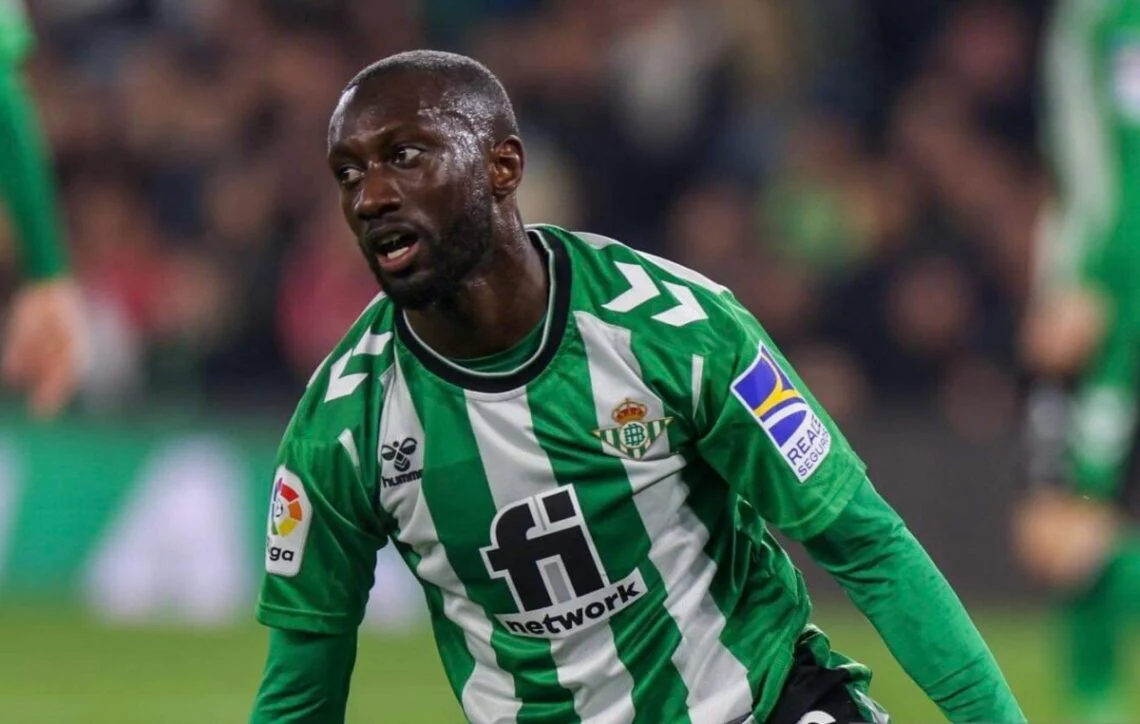 You are currently viewing Betis : Youssouf Sabaly out pour 3 semaines
