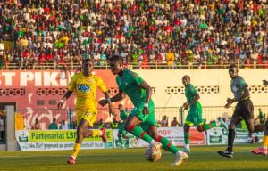 Lire la suite à propos de l’article « GFC-Pikine au stade Abdoulaye Wade, une fête du football » (Souleymane Diallo)