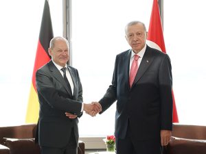 Read more about the article Le chancelier Scholz invite Erdogan à Berlin