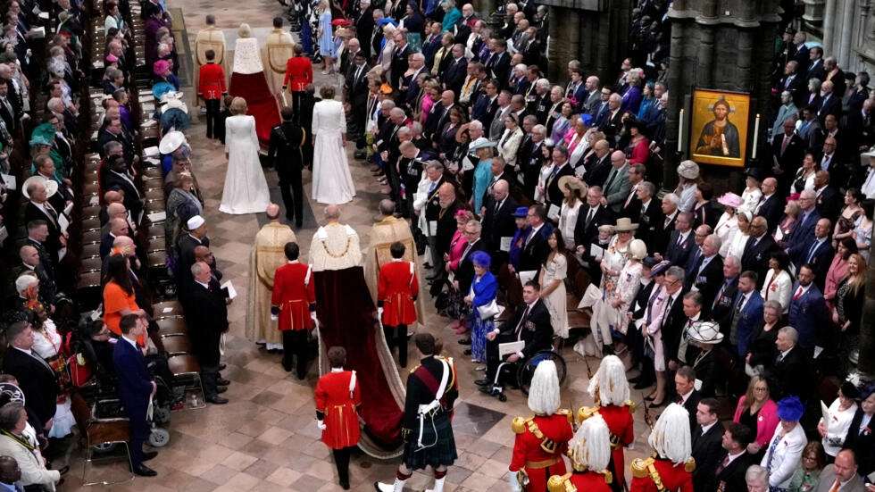 You are currently viewing Couronnement de Charles III: début de la cérémonie à l’abbaye de Westminster