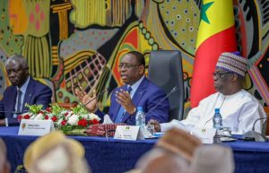 Read more about the article Macky Sall : « Mandat bolène ko beugué, da ngene kay gnane »