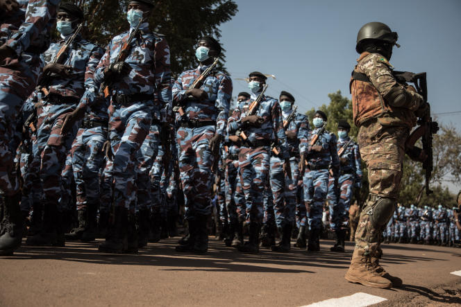 You are currently viewing L’armée malienne accusée d’avoir exécuté 500 personnes en mars 2022 à Moura
