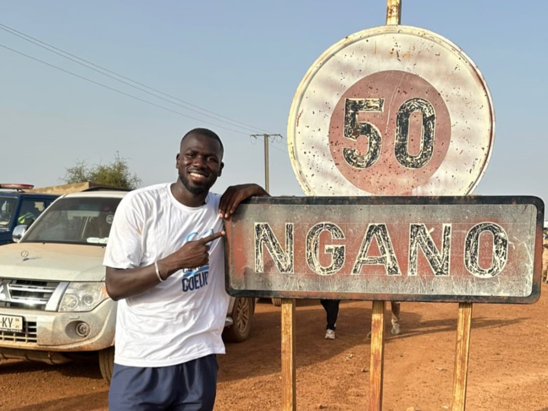 You are currently viewing Ngano : Kalidou Koulibaly, le centre de santé, l’accueil triomphal et le choix du village natal des parents
