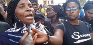 Read more about the article Manifestations à Dakar : le rôle inédit des femmes du «Bois sacré»