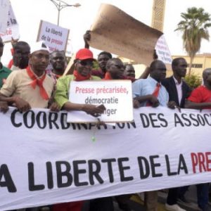 Read more about the article Aux 85 journalistes signataires : Du devoir d’œuvrer pour le respect du Code de la presse (par Talibouya Aidara)