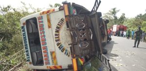 Read more about the article Accident de bus à Louga : le bilan passe à 23 morts