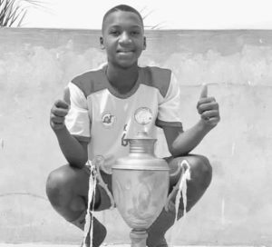 Lire la suite à propos de l’article Guédiawaye FC : décès d’un joueur prometteur