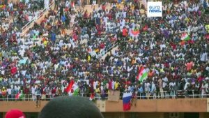 Read more about the article Niger : 30 000 partisans du coup d’Etat militaire rassemblés au stade