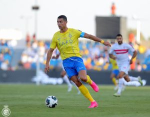 Read more about the article Coupe arabe des clubs : Ronaldo qualifie Al Nassr, les premiers pas de Sadio Mané