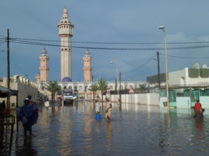 Lire la suite à propos de l’article Inondations : Touba et le risque d’un Magal dans les eaux