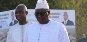 Read more about the article Candidature de Benno : Macky Sall freine son beau-frère Mansour Faye