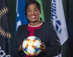 Read more about the article FIFA : Fatma Samoura recevra le Prix d’excellence du Sommet mondial du football pour l’ensemble de sa carrière