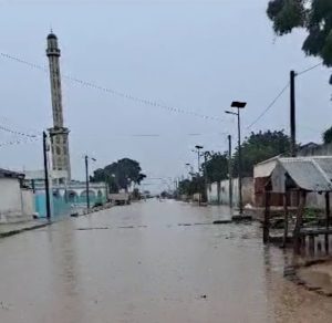 Read more about the article Kaolack : plusieurs quartiers de Taïba Niassène inondés