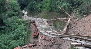 Read more about the article Inde : au moins 15 ouvriers meurent dans l’effondrement d’un pont ferroviaire