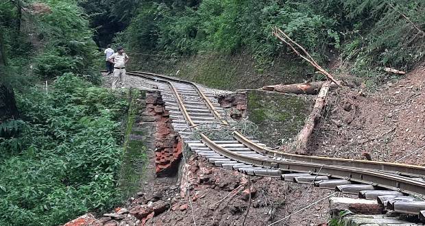 You are currently viewing Inde : au moins 15 ouvriers meurent dans l’effondrement d’un pont ferroviaire