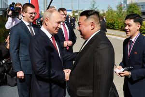 Read more about the article Russie: fin des discussions entre Kim Jong-un et Vladimir Poutine après plus de deux heures