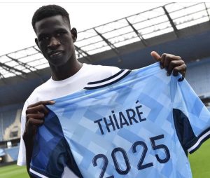 Read more about the article Diambars : le défenseur Aliou Thiaré s’engage au Havre