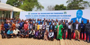 Read more about the article Les institutions foncières nationales et les ministères de 11 pays d’Afrique se réunissent à Arusha pour renforcer les droits fonciers communautaires