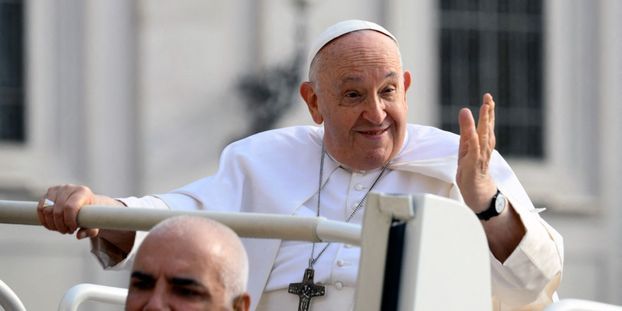 Read more about the article Le pape évoque la «responsabilité européenne» face à des migrants, qui «n’envahissent pas»