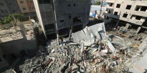 Lire la suite à propos de l’article Gaza: six morts dans une frappe israélienne sur une école de l’ONU abritant des déplacés