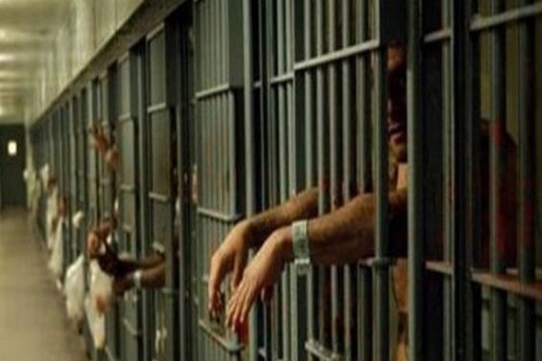 You are currently viewing Prison de Ziguinchor : 150 détenus en grève de la faim