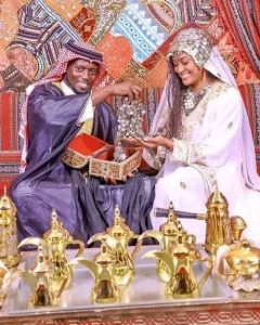 Lire la suite à propos de l’article Photos – Aziz Ndiaye et Aïcha Rassoul en lune miel à Dubaï