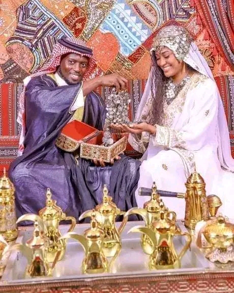 You are currently viewing Photos – Aziz Ndiaye et Aïcha Rassoul en lune miel à Dubaï