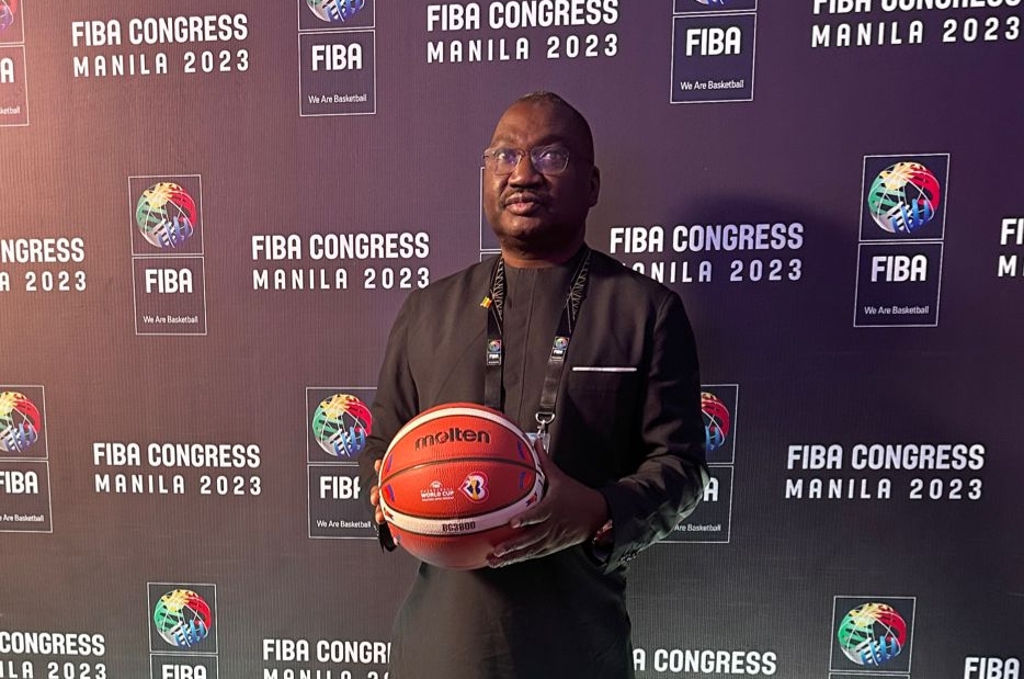 You are currently viewing Me Babacar Ndiaye, président FSBB : «Avec 2 milliards FCfa, on peut organiser l’Afrobasket 2025» 