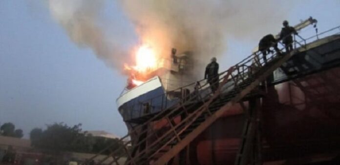 You are currently viewing Explosion d’un navire au Port de Dakar : ce qui est à l’origine de la mort des 2 Chinois