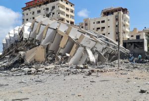 Lire la suite à propos de l’article Frappe sur un hôpital de Gaza : « Un crime de guerre » selon le président de l’UA