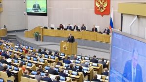 Lire la suite à propos de l’article Russie: les députés approuvent un budget marqué par l’envolée des dépenses militaires en 2024