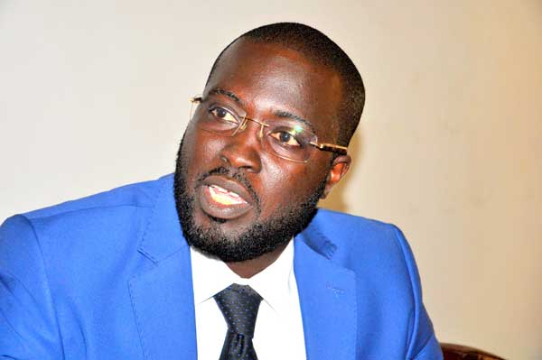 You are currently viewing Pape Mahawa Diouf (BBY) sur l’affaire Sonko-CEDEAO « C’est la loi et il faut l’accepter »