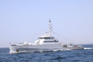 Lire la suite à propos de l’article Deuxième patrouilleur en haut de mer : la Marine réceptionne le «Niani»