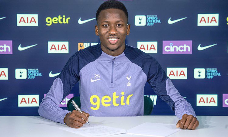 You are currently viewing Tottenham : Pape Matar Sarr prolonge son contrat