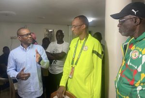 Lire la suite à propos de l’article CAN 2023 : le ministre Abdoulaye Sow salue l’unité dans la pluralité de la presse sportive