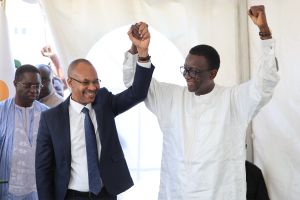 Lire la suite à propos de l’article Présidentielle : Mamoudou Ibra Kane vote pour Amadou Ba