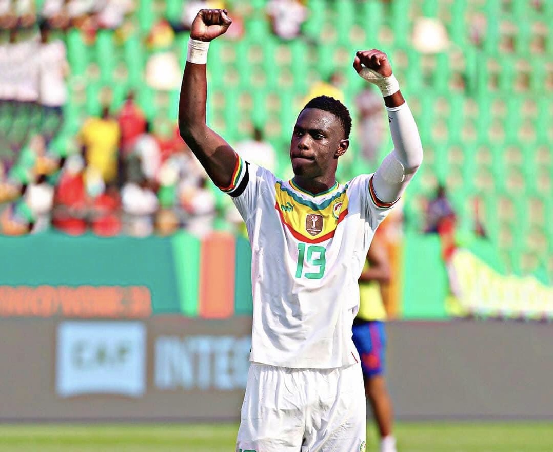 You are currently viewing Sénégal-Cameroun : Moussa Niakhaté incertain, Abdallah Sima forfait