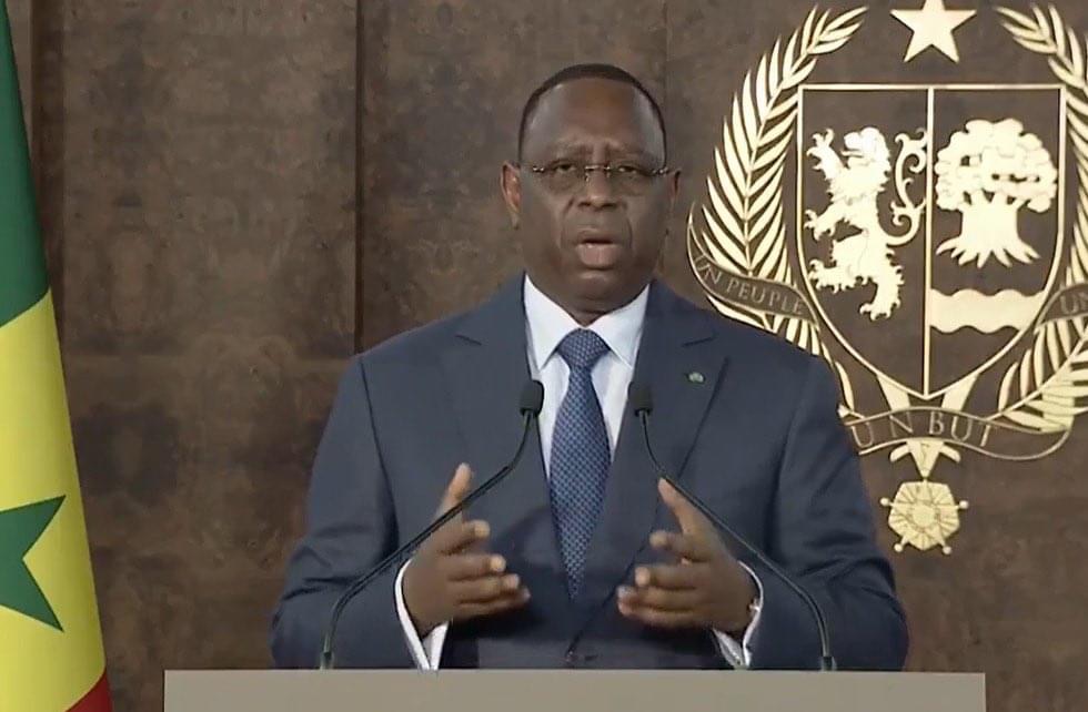 You are currently viewing Sénégal : Macky Sall décrète le report de la Présidentielle